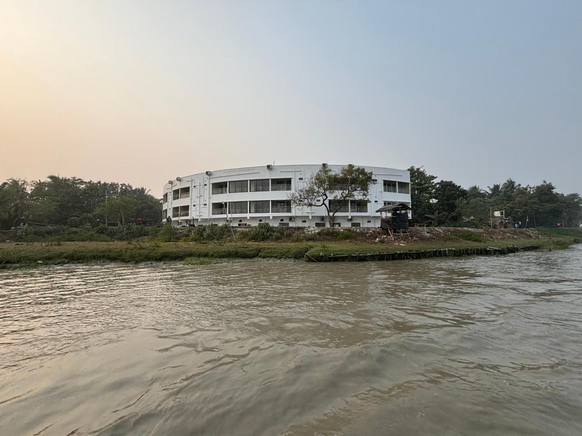 Ichhamati Hotel And Restaurant Hasnabad Экстерьер фото