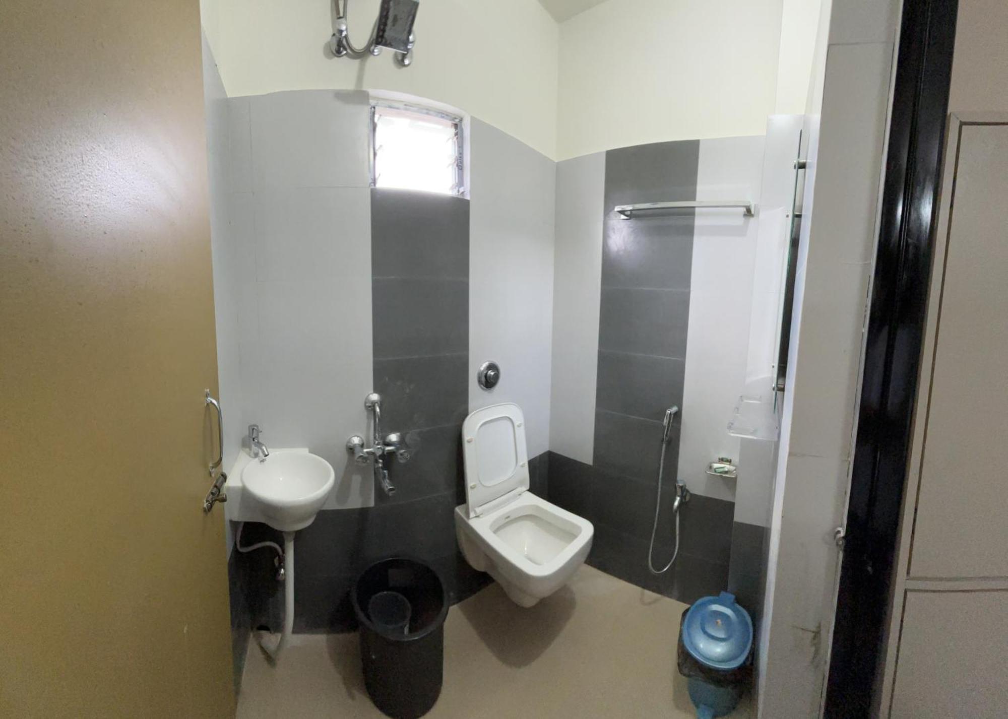 Ichhamati Hotel And Restaurant Hasnabad Экстерьер фото